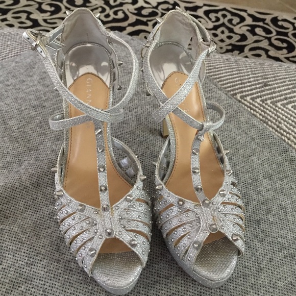 Gianni Bini SHOES - Picture 2 of 3