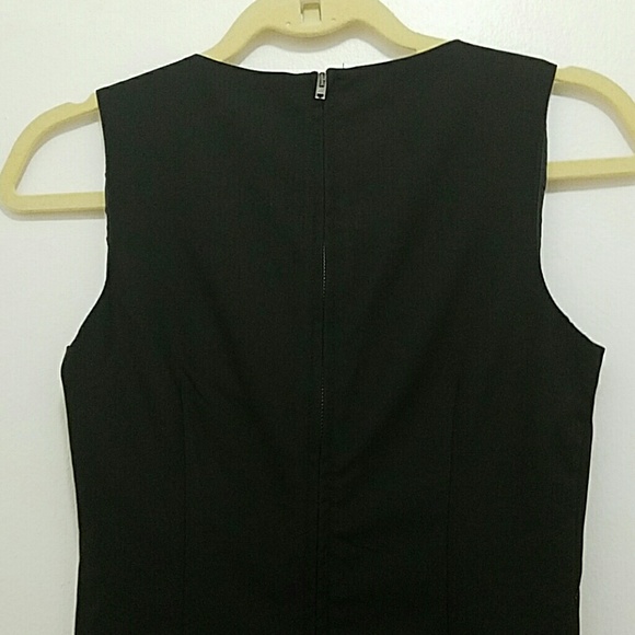 HM Dress - Picture 3 of 4