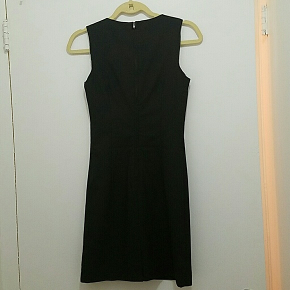 HM Dress - Picture 4 of 4