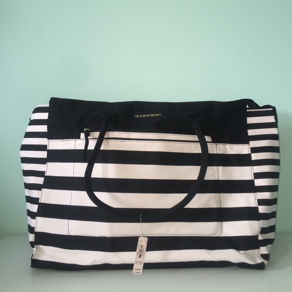 Large Victoria's Secret bag with small makeup bag - Picture 1 of 3