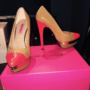 Leather high heel platform pumps