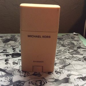 Michael Kors Leg Shimmer stick