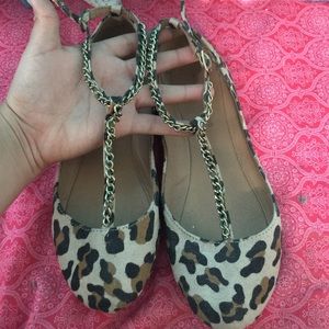 Cheetah & gold chain flats