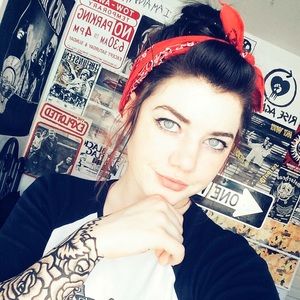 Meet your Posher, Bianca