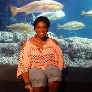 Meet your Posher, Ivtrail