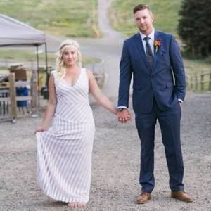 Meet your Posher, Awna