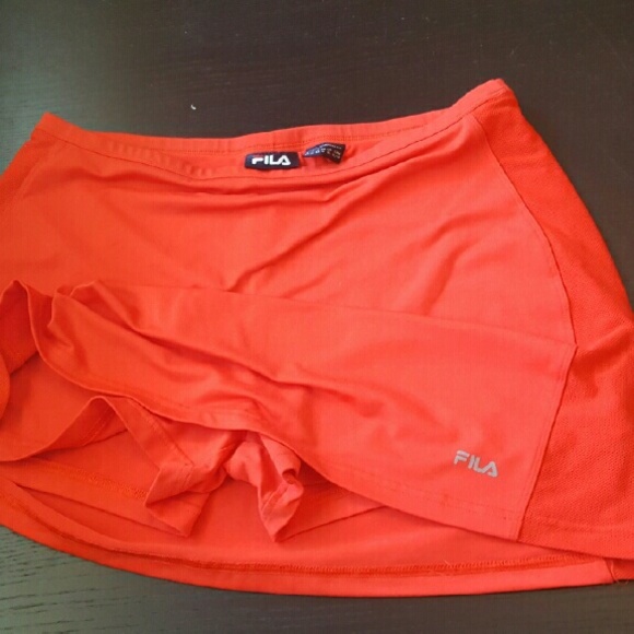 Donating 01/01 Fila Skort Skirt Short