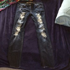Ripped skinny jeans