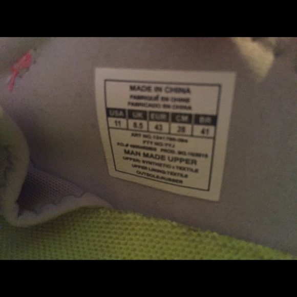 Ladies under armour - Picture 3 of 3