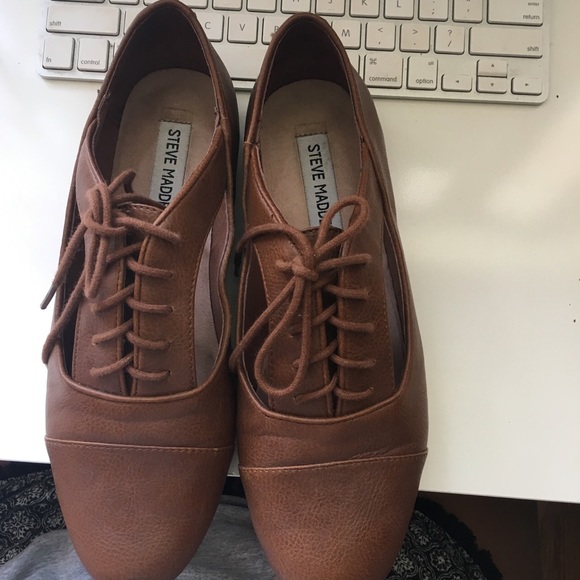 Steve Madden cutout Oxfords