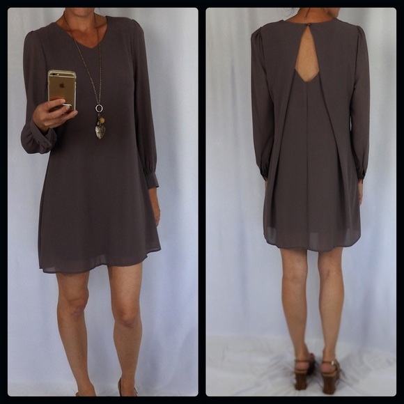 💕 SALE💕5⭐️Peep Back Shift Dress - Picture 4 of 4