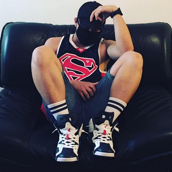 Meet your Posher, Zay - Picture 1 of 1