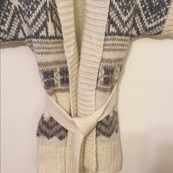 Old Navy Long Sweater with tie. SZ S - Picture 2 of 4
