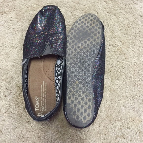 Toms