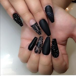 Meet your Posher, Natasha