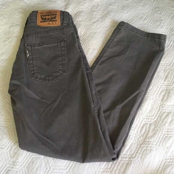 Boys Levi's grey pants