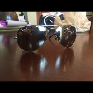 RayBan Polarized Mirrored Aviators RB3025