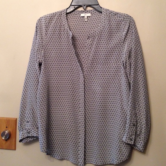 Joie Gray and White Silk Blouse Perfect Condition