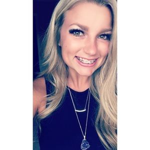 Meet your Posher, Taylor