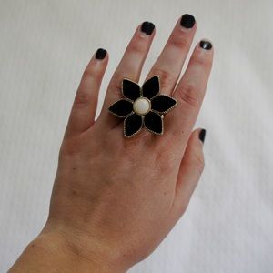 Betsey Johnson Daisy Ring