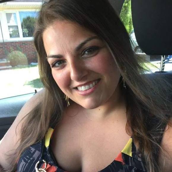 Meet your Posher, Stephanie - Picture 1 of 1