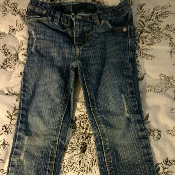 Levis straight skinnies - Picture 1 of 3
