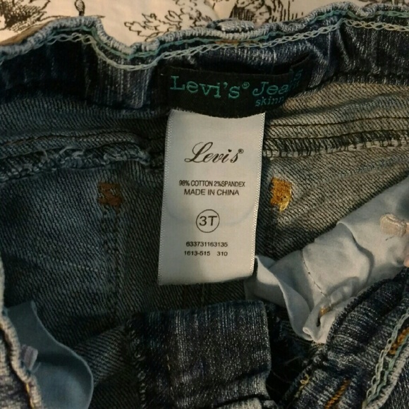 Levis straight skinnies - Picture 3 of 3