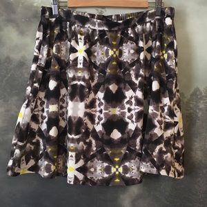 Abstract ink-blot pocketed skirt