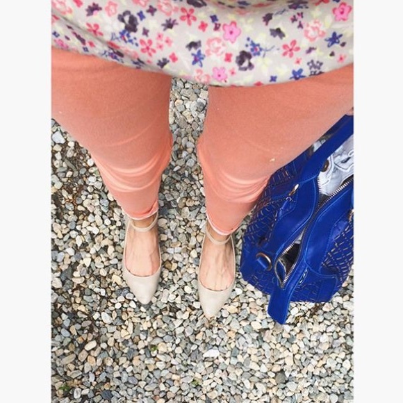Nude flats