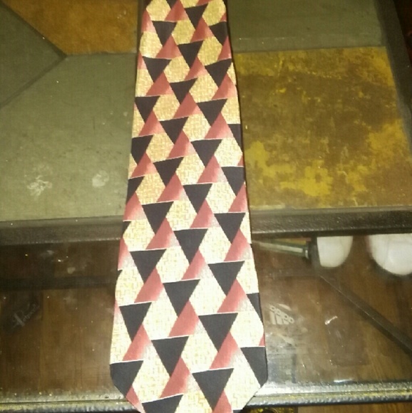 Etienne aigner silk tie