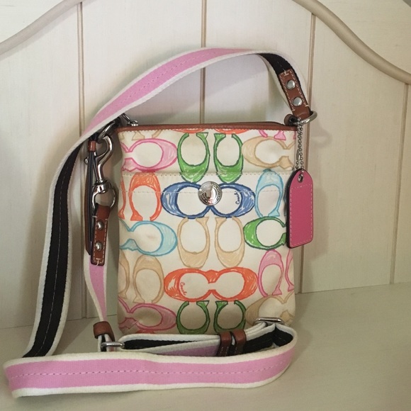 Coach Crossbody Bag. Multicolor! ⚜