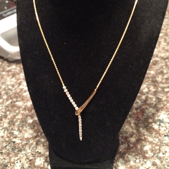 **SOLD**14k DIAMOND NECKLACE - Picture 3 of 6
