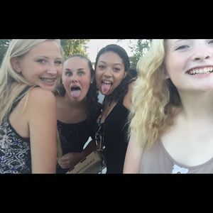 Meet your Posher, Olivia