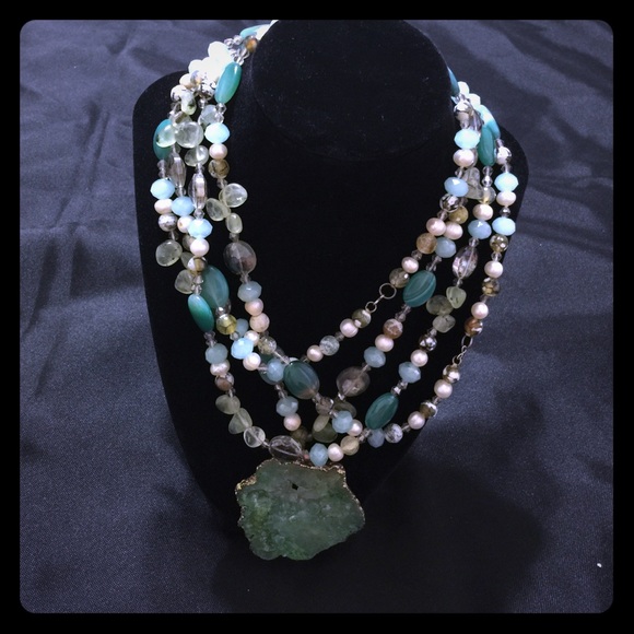 Jewelry - Green genuine stone bead statement necklace -JW-85 Jewelry - Green genuine stone bead statement necklace -JW-85