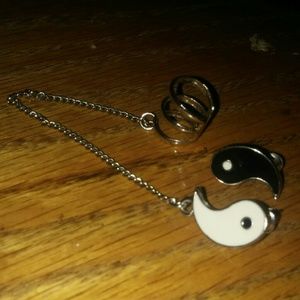 Hot Topic Lovesick Yin Yang Cuff Earrings