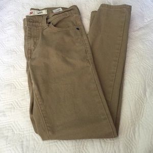 Boys  Levi's khaki pants