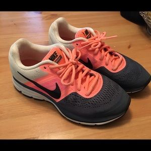 Nike Air Pegasus 30 Running Shoe Size 7.5