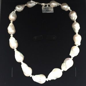 NWT IN BOX Pearl Necklace Set