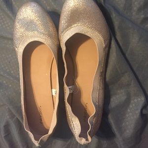 New gold glitter flats