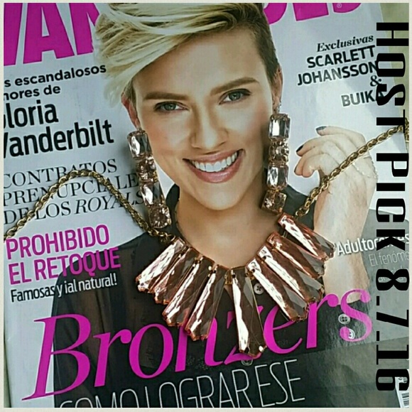 ✔🎉HP🎉Beautiful necklace and earrings set