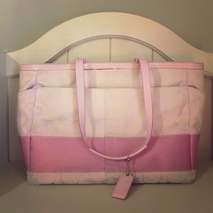 ⚜Large Pink Coach Shoulder Bag⚜