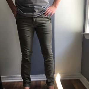 New With Tags Men's J. Crew 484 style pants