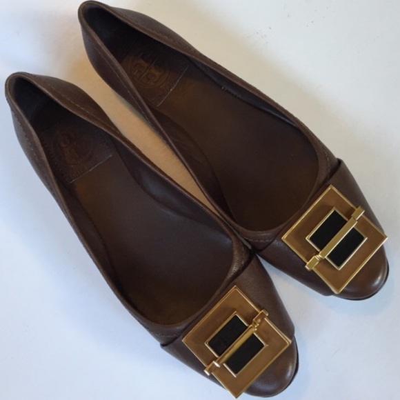 Tory Burch Shoes - EUC Tory Burch leather flats