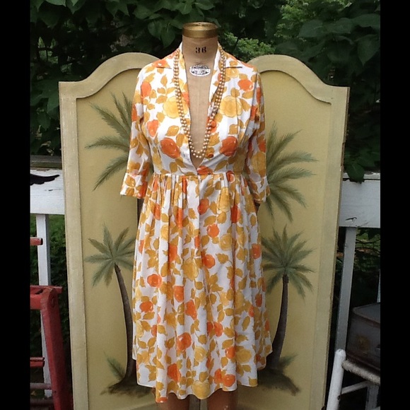 HOST PICK....VTG 50s GARDEN PARTY DRESS.. - Picture 1 of 4