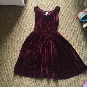 velvet kids dress. maroon