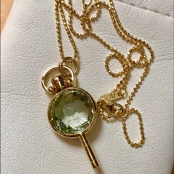 Prasiolite 18K watch key on 18" 18K YG chain - Picture 3 of 8