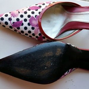 They are gently worn shoes.