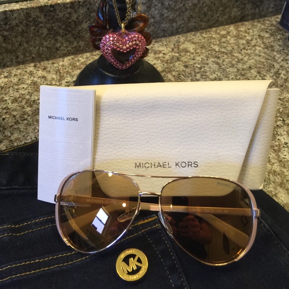 MICHAEL Michael Kors Accessories - 🎉Michael Kors Sunglasses🎉