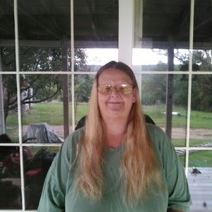 Meet your Posher, Deborah