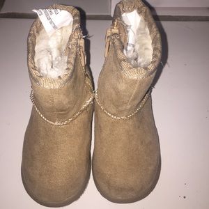 Baby girl winter boots